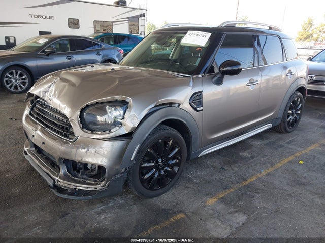 2019 MINI COUNTRYMAN WMZYS7C51K3J04723 Photo 1