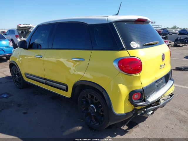 2015 FIAT 500L ZFBCFADH8FZ031957 Photo 2