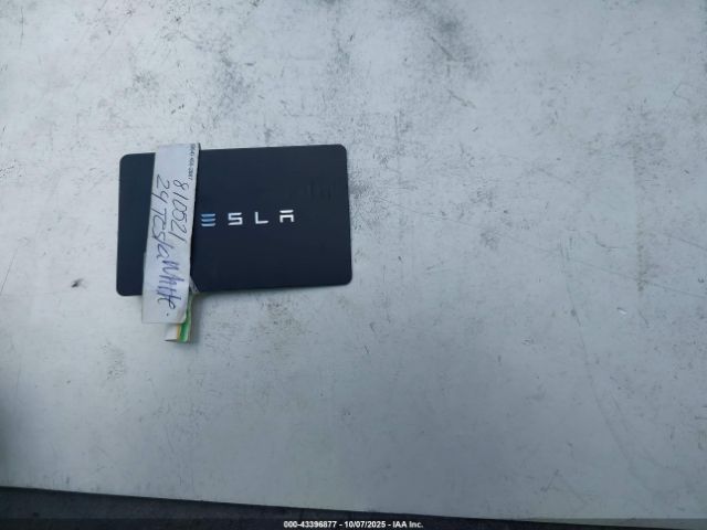 2024 TESLA MODEL Y 7SAYGDED0RF112915 Photo 10