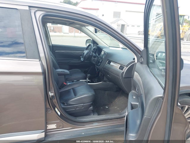 2019 MITSUBISHI OUTLANDER JA4AZ3A31KZ033926 Photo 4