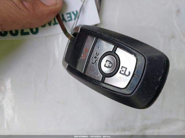 Продажа на аукционе авто 2018 Ford Fusion Se, vin: 3FA6P0H73JR249441, номер лота: 43396943