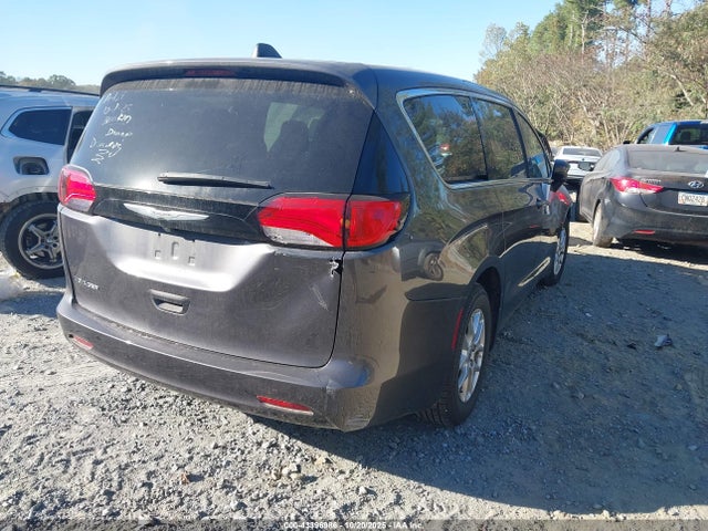 2023 CHRYSLER VOYAGER 2C4RC1CG7PR530107 Photo 3