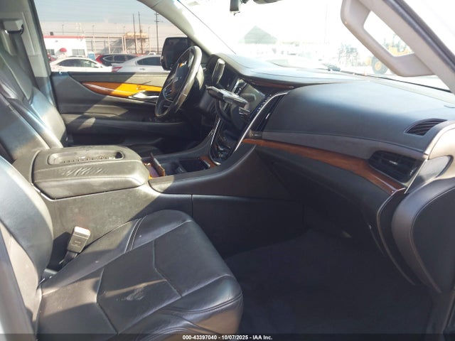 2018 CADILLAC ESCALADE 1GYS3BKJ9JR184959 Photo 4