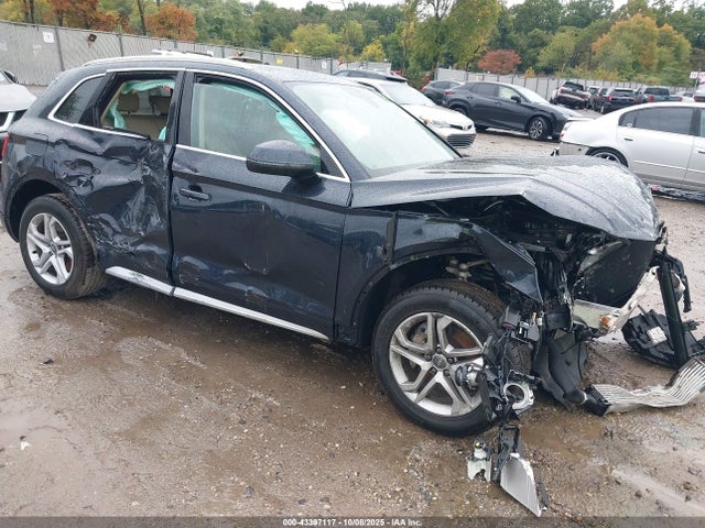 2019 AUDI Q5 WA1ANAFY3K2055861 Photo 0