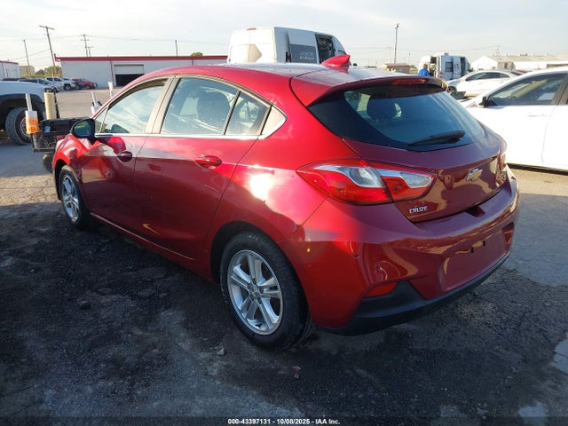 Chevrolet le2 -di: direct injection, vvt: variable valve timing, gen, alum 2017 3G1BE6SM9HS591245 Image 3