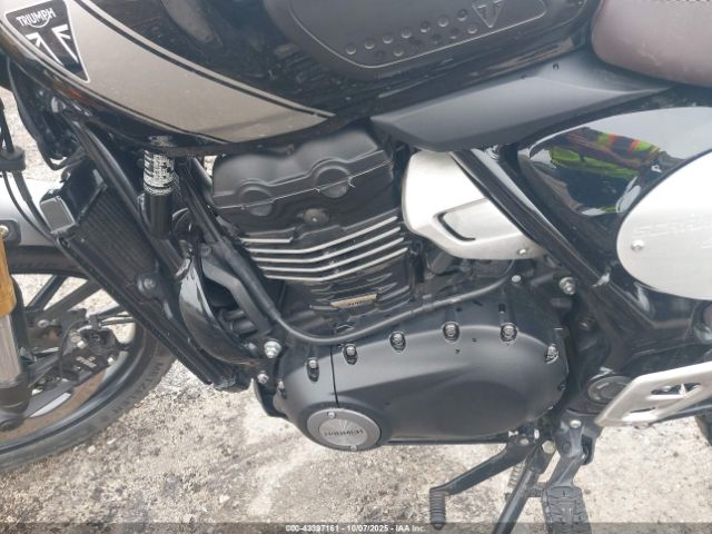 2025 TRIUMPH MOTORCYCLE SCRAMBLER SMTT147Y4SNA29623 Photo 8