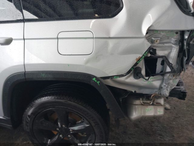 2022 JEEP GRAND CHEROKEE L 1C4RJKAG8N8504851 Photo 5