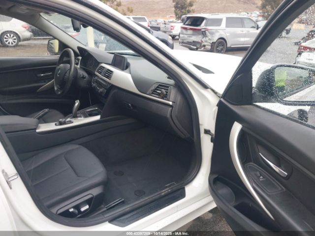 2018 BMW 320I WBA8E1G50JNU89691 Photo 4