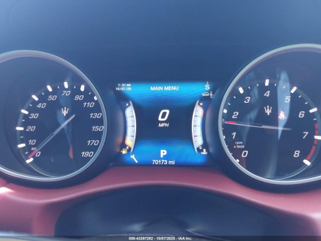 2017 MASERATI LEVANTE ZN661XUL3HX257868 Photo 6