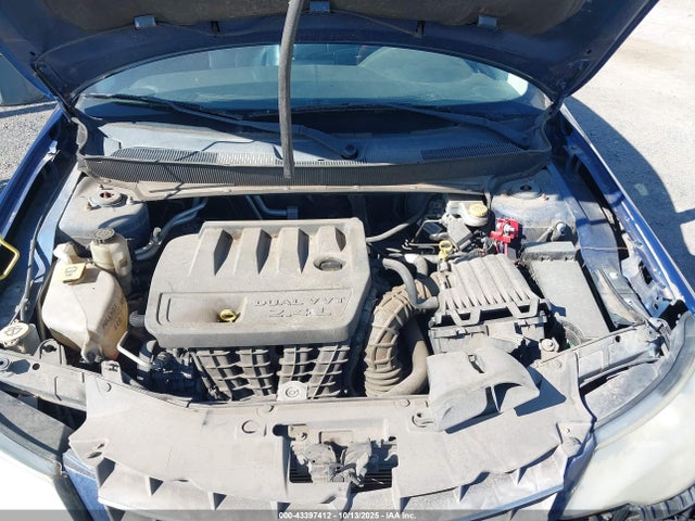 43397412 :رقم المزاد ، 1C3CC5FB3AN125822 vin ، 2010 Chrysler Sebring Limited مزاد بيع