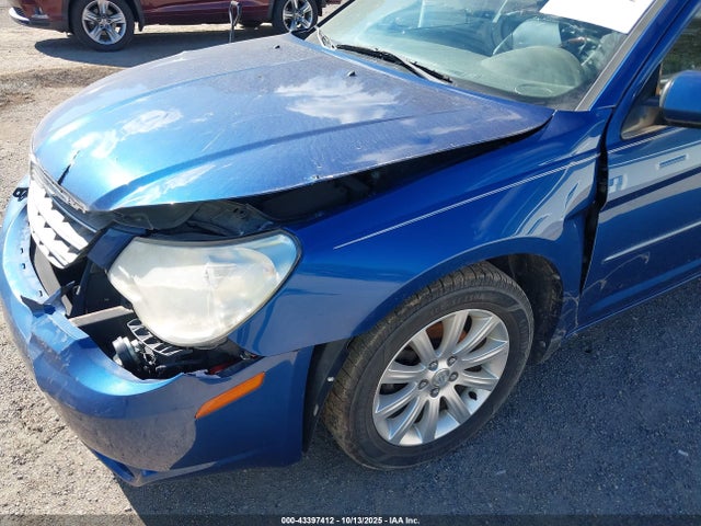 43397412 :رقم المزاد ، 1C3CC5FB3AN125822 vin ، 2010 Chrysler Sebring Limited مزاد بيع