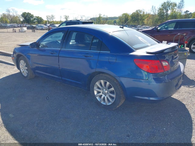 43397412 :رقم المزاد ، 1C3CC5FB3AN125822 vin ، 2010 Chrysler Sebring Limited مزاد بيع