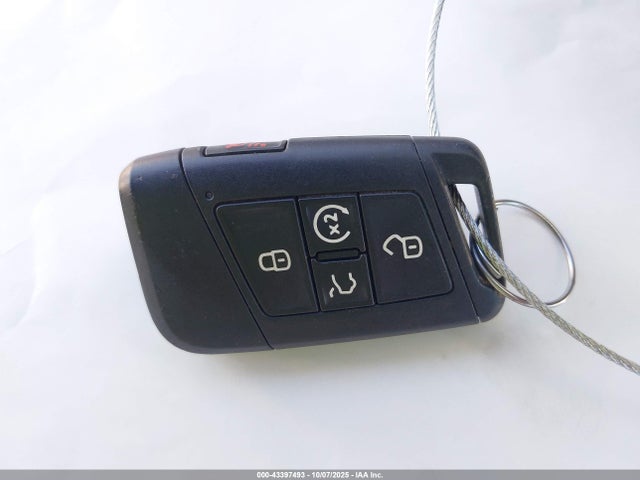 3VVRX7B24NM066373 Volkswagen tsi