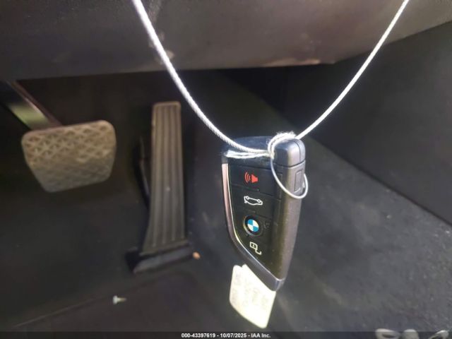 2021 BMW 330I 3MW5R1J06M8B53619 Photo 10