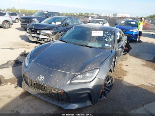 2025 TOYOTA GR86 JF1ZNBE13S9755296 Photo 1