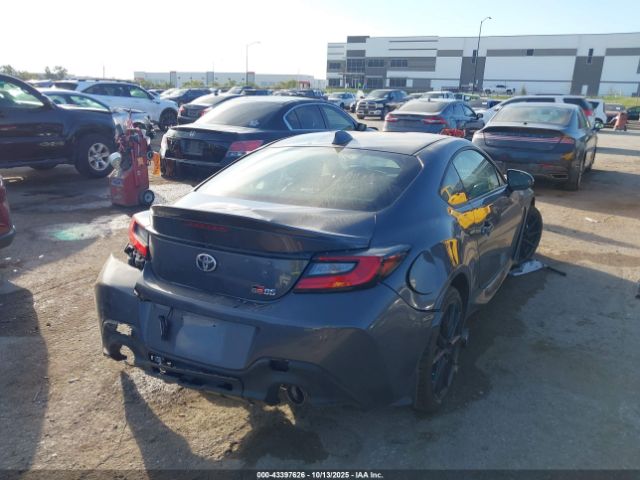 2025 TOYOTA GR86 JF1ZNBE13S9755296 Photo 3