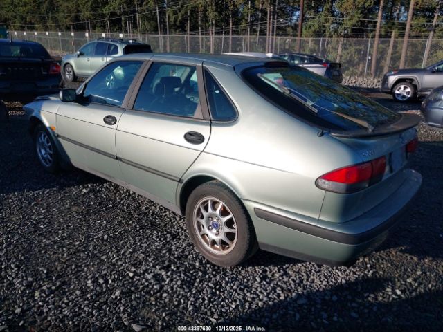 2000 SAAB 9-3 YS3DD58H3Y2022869 Photo 2