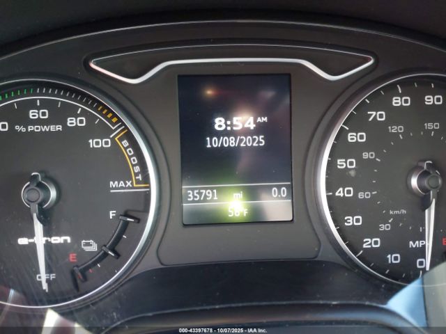 2018 AUDI A3 E-TRON WAUTPBFF1JA067683 Photo 6