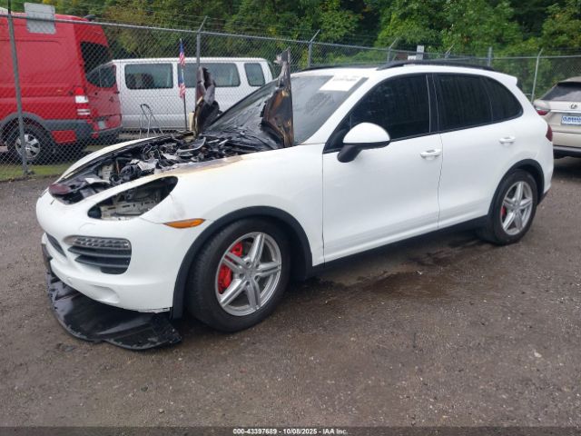 2012 PORSCHE CAYENNE WP1AB2A29CLA47409 Photo 1