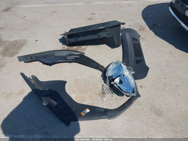 Ford Mustang Mach-e Select 2025 3FMTK1S59SMA03335 Image 11