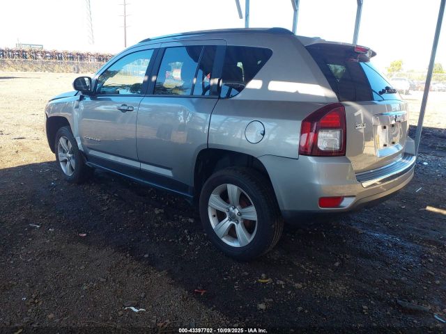2015 JEEP COMPASS 1C4NJCEA7FD263870 Photo 2