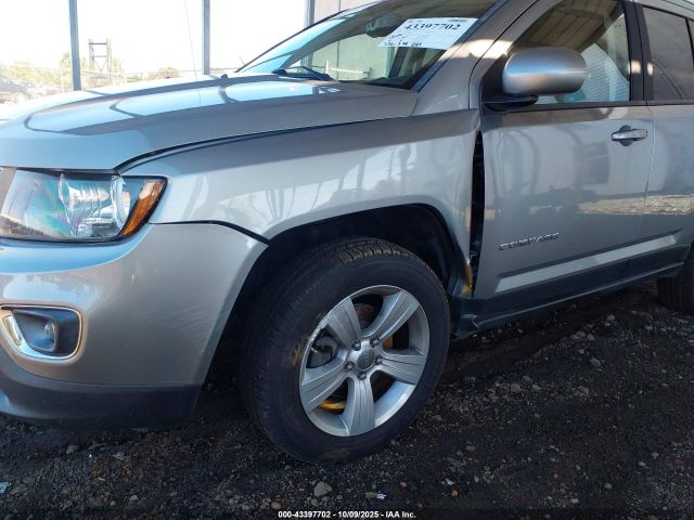 2015 JEEP COMPASS 1C4NJCEA7FD263870 Photo 5