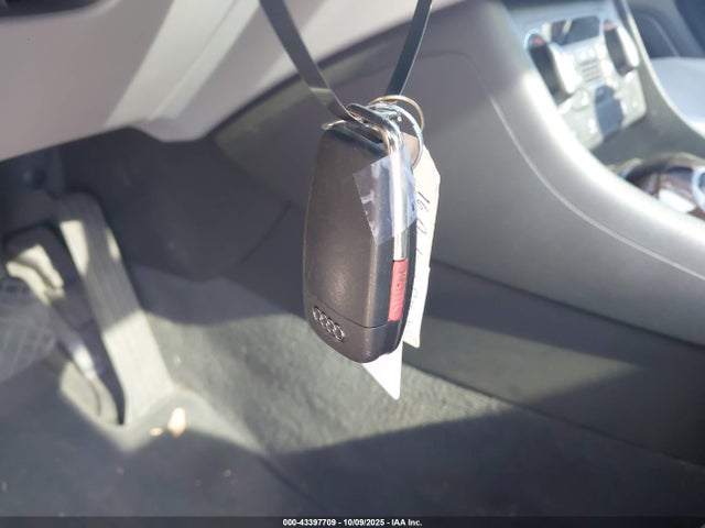 2016 AUDI Q3 WA1EFCFS2GR018529 Photo 10