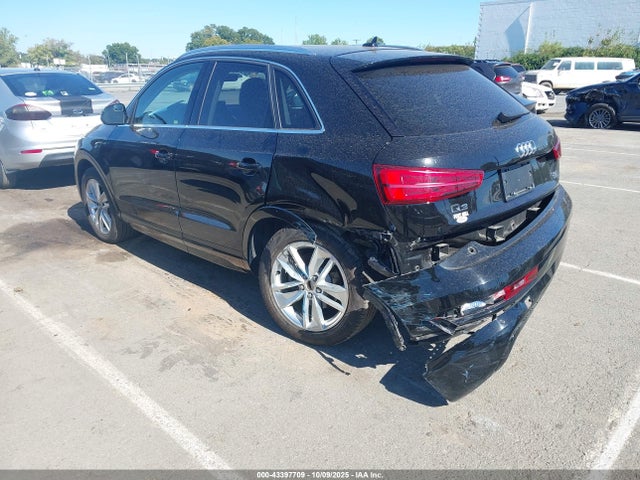 2016 AUDI Q3 WA1EFCFS2GR018529 Photo 2