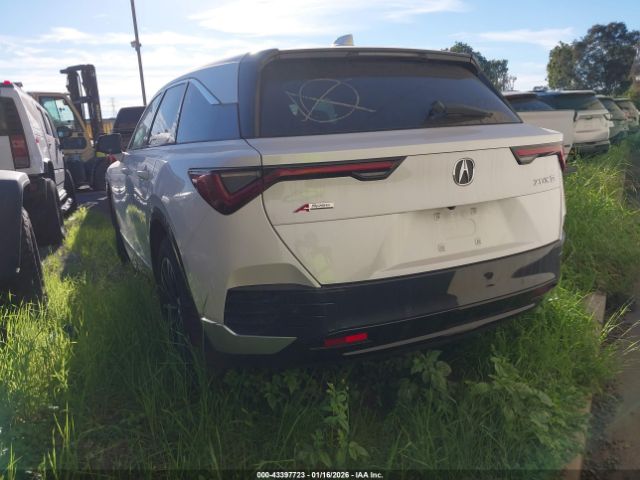 2024 ACURA ZDX 4W5KHMRK5RZ505122 Photo 2