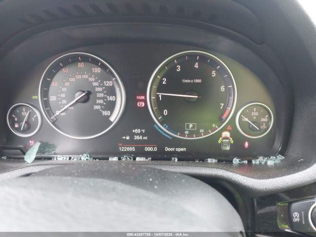 2016 BMW X3 5UXWX9C55G0D77839 Photo 6