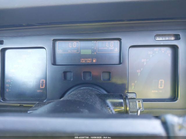 1985 CHEVROLET CORVETTE 1G1YY0784F5106219 Photo 6