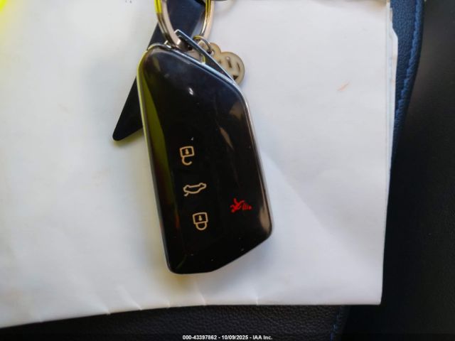 2022 VOLKSWAGEN GOLF R WVWFB7CD3NW147980 Photo 10