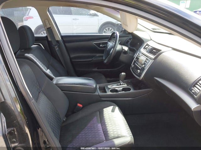 1N4AL3AP6HC291158 Nissan 2017