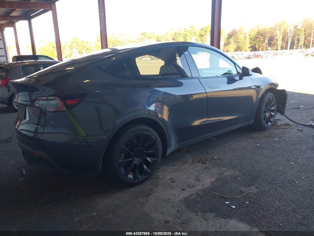 2022 TESLA MODEL Y 7SAYGDEE9NA010903 Photo 3