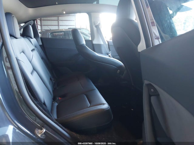 2022 TESLA MODEL Y 7SAYGDEE9NA010903 Photo 7