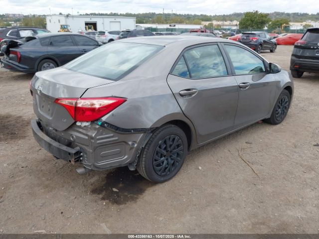 2019 TOYOTA COROLLA 2T1BURHE3KC183338 Photo 3