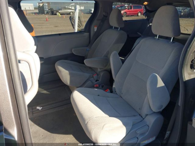 2019 TOYOTA SIENNA 5TDKZ3DC8KS015527 Photo 7