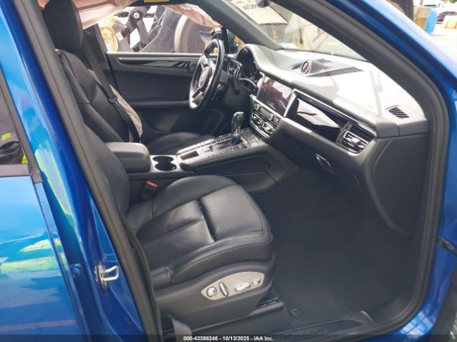 2020 PORSCHE MACAN WP1AA2A52LLB14462 Photo 4