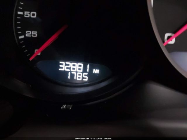 2020 PORSCHE MACAN WP1AA2A52LLB14462 Photo 6