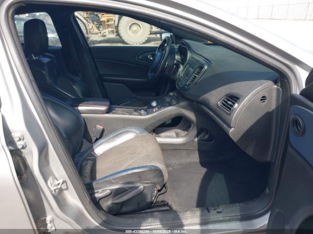 2015 CHRYSLER 200 1C3CCCBB6FN584960 Photo 4