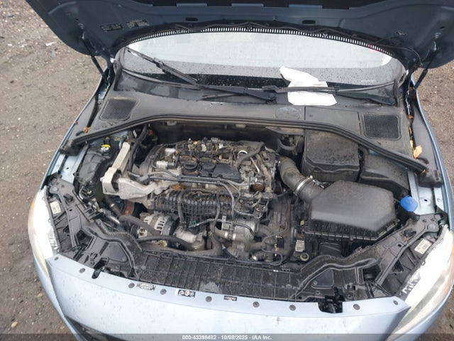 43398482 :رقم المزاد ، YV440MWK6H1035033 vin ، 2017 Volvo V60 Cross Country T5 مزاد بيع