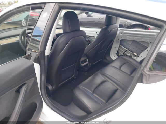 2018 TESLA MODEL 3 5YJ3E1EA3JF023264 Photo 7