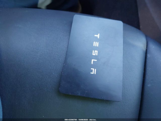 2021 TESLA MODEL Y 5YJYGDEE5MF233096 Photo 10