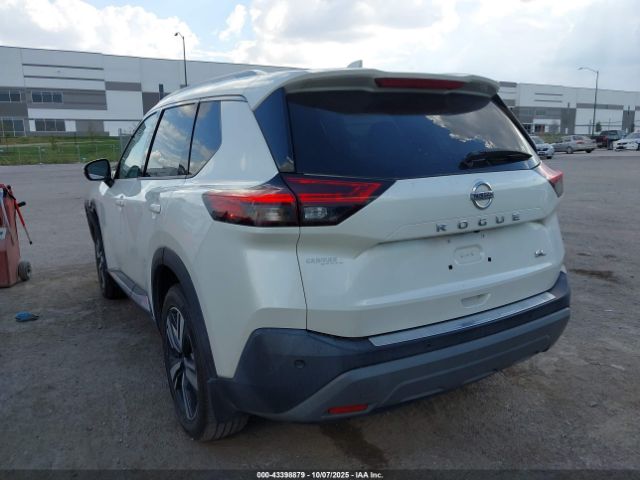 2021 NISSAN ROGUE 5N1AT3CA0MC831712 Photo 2