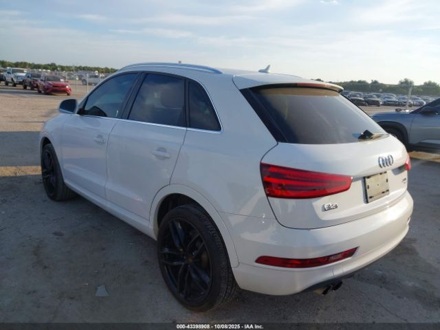 2015 AUDI Q3 WA1EFCFS6FR011923 Photo 2