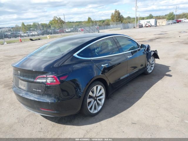 2018 TESLA MODEL 3 5YJ3E1EB9JF151176 Photo 3
