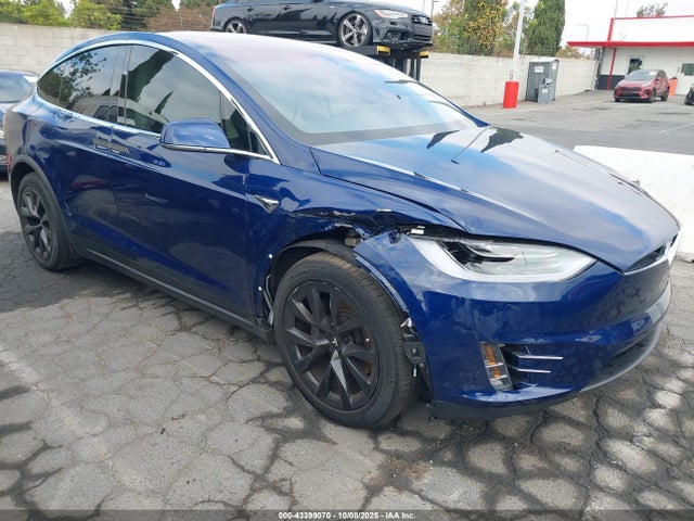 2017 TESLA MODEL X 5YJXCAE27HF079573 Photo 0