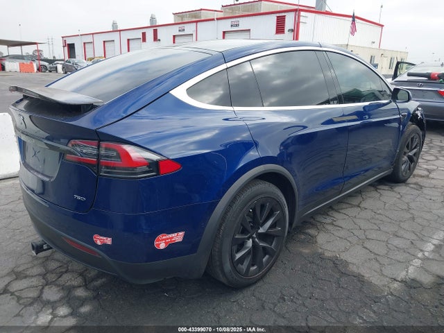 2017 TESLA MODEL X 5YJXCAE27HF079573 Photo 3