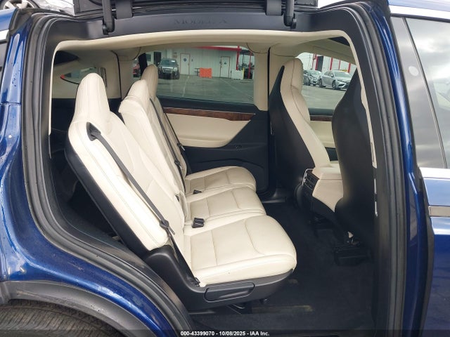 2017 TESLA MODEL X 5YJXCAE27HF079573 Photo 7