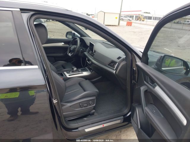 2018 AUDI SQ5 WA1C4AFY7J2030049 Photo 4